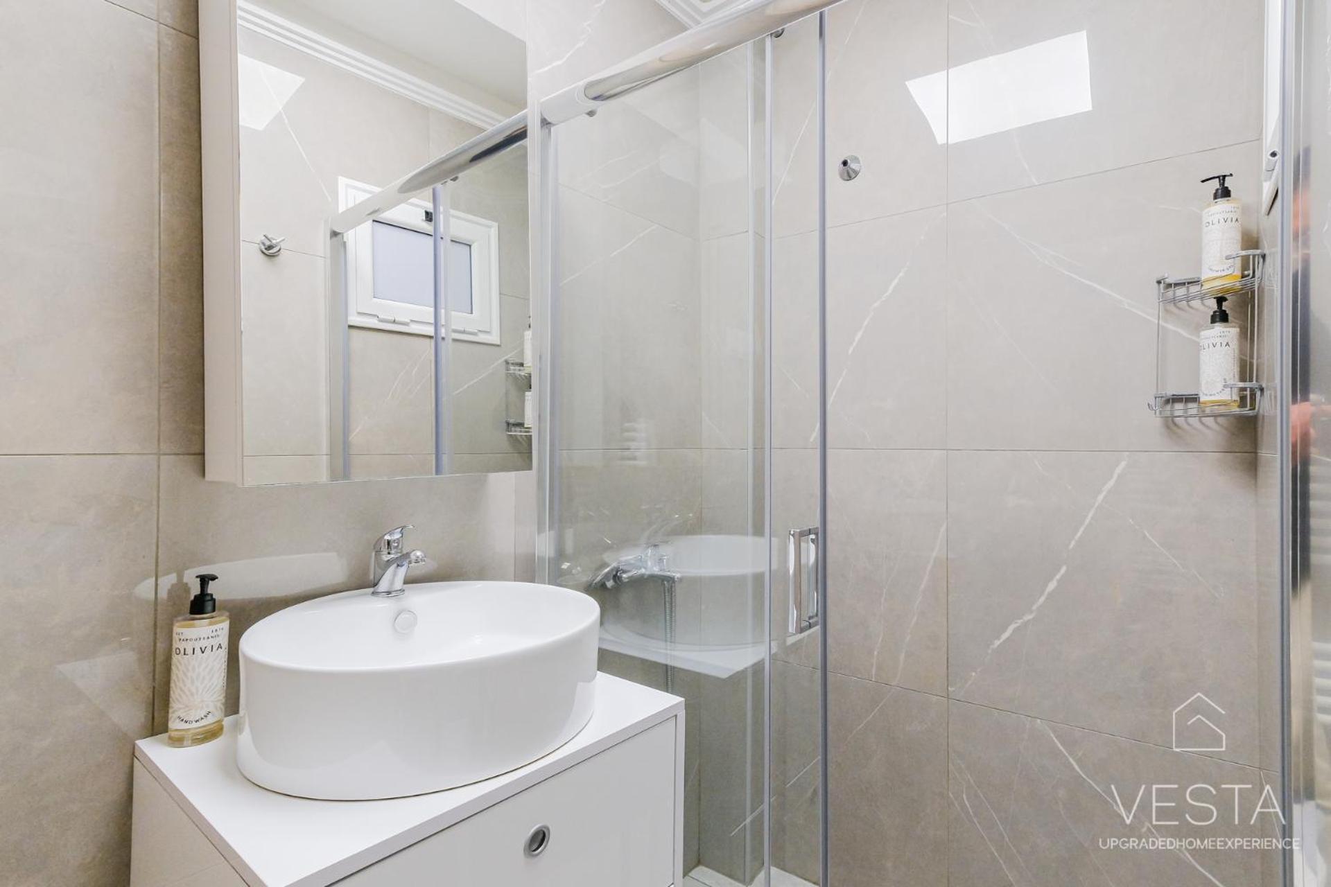Daylily, 2 Bdrm Apartment, Vesta Philoxenia テッサロニキ エクステリア 写真