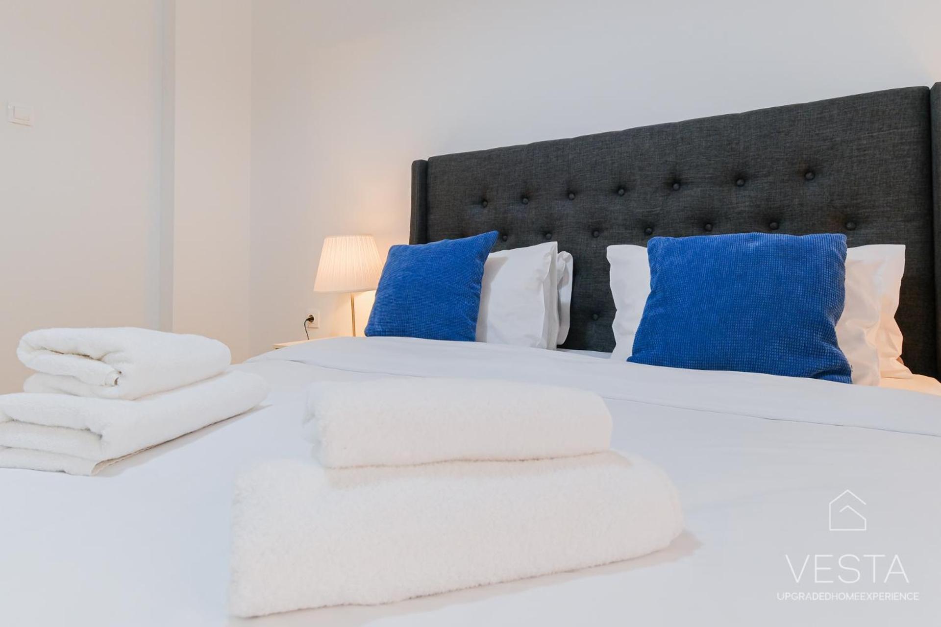 Daylily, 2 Bdrm Apartment, Vesta Philoxenia テッサロニキ エクステリア 写真